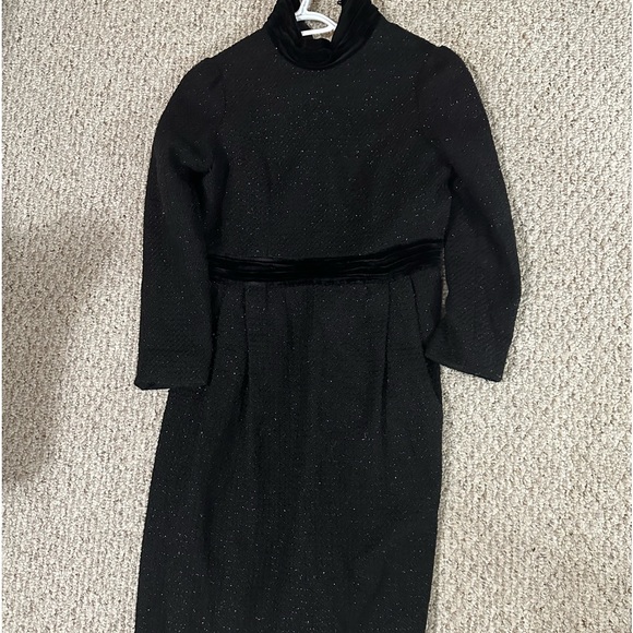 Winter dress - Picture 1 of 2